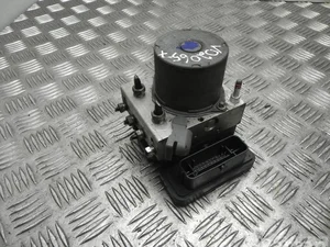 Toyota 44540-0F080 / 445400F080 VERSO (_R2_) 2015 Unité de commande hydraulique ABS