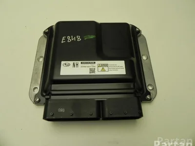 Subaru 22611AV580, 275700-2420 / 22611AV580, 2757002420 FORESTER (SH_) 2012 Unité de contrôle moteur - Image 1