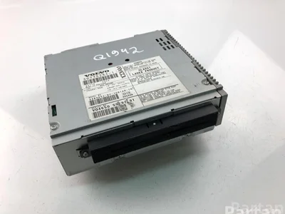 Volvo 30775284-1 / 307752841 V50 (MW) 2005 Radio / lecteur CD - Image 1