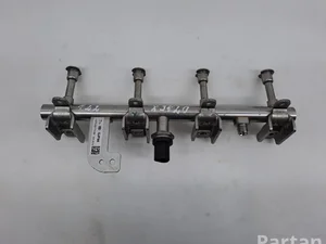 Land Rover H4P39G774BB RANGE ROVER VELAR (L560) 2021 Tube de distribution de carburant