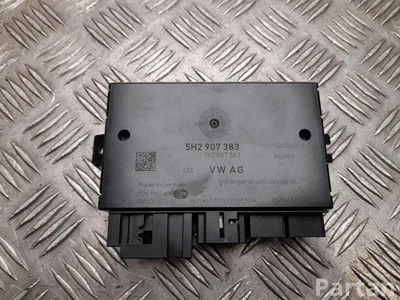 Volkswagen 5H2 907 383 / 5H2907383 PASSAT Variant (3G5) 2021 Control unit for trailer detection - Image 1