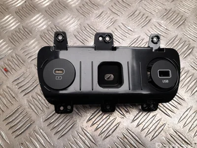 Kia 96126CV000, 96123-CV910 / 96126CV000, 96123CV910 EV6 (CV) 2023 Périphérique d'entrée USB - Image 1