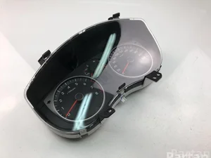 Hyundai 94013-1J010 / 940131J010 i20 (PB, PBT) 2011 Tableau de bord