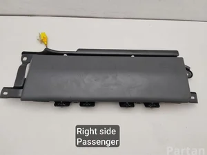 Audi 8T0880843C A5 (8T3) 2010 Airbag aux genoux/aux pieds right side