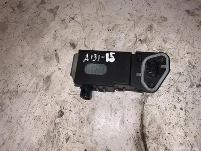 Volvo 30716754 V50 (MW) 2007 Verrouillage du bouchon du réservoir - Image 1