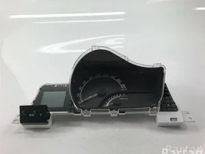 Toyota  83800-74112 / 8380074112 IQ (_J1_) 2010 Tablero de instrumentos