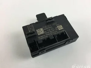 Volkswagen 7N0959795F PASSAT (3C2) 2010 Valdymo blokai