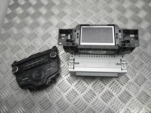Ford F1ET18K811LD, F1FT-18B955-CH, FM5T-19C107-HD / F1ET18K811LD, F1FT18B955CH, FM5T19C107HD FOCUS III 2015 Radio / lecteur CD