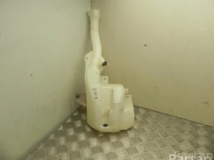 Ford USA FR3B-17B613-AD / FR3B17B613AD MUSTANG Coupe 2016 Réservoir d'eau de nettoyage