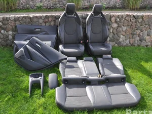 Toyota UK VERSION / UKVERSION COROLLA (E210) Estate 2019 Set siège Panneau de porte Accoudoir