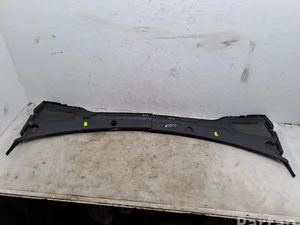 Seat 6F1819403, 6F1819404 IBIZA V (KJ1) 2020 Garniture de capot d'essuie glace