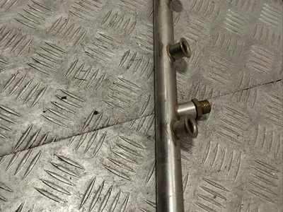 Audi 079133315AR A8 (4H_) 2012 Distribution de carburant / rail - Image 1