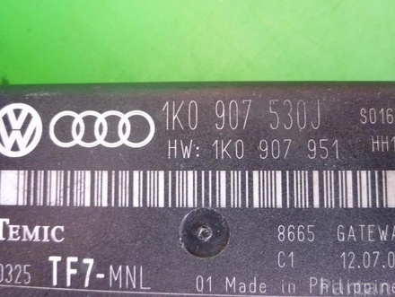 AUDI 1K0 907 530 J, 1K0 907 951 / 1K0907530J, 1K0907951 A3 (8P1) 2006 Diagnosis interface for data bus (gateway)