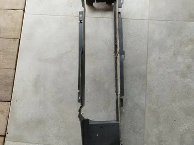 Gebrauchtes Original Land Rover J8A2-8A095-BC / J8A28A095BC RANGE ROVER VELAR (L560) 2017 Kühlerbefestigungsteile - Bild 1