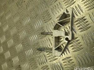 Porsche 99150440702 911 Targa (991) 2017 Support