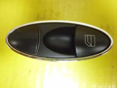 Mercedes-Benz A 211 821 86 51 / A2118218651 E-CLASS (W211) 2006 Bouton de lève-vitre - Image 1