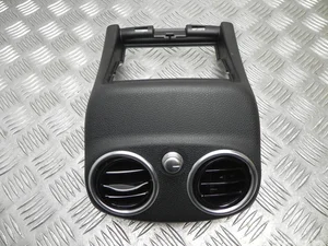 Mercedes-Benz A 205 830 83 01 / A2058308301 C-CLASS (W205) 2016 Évent