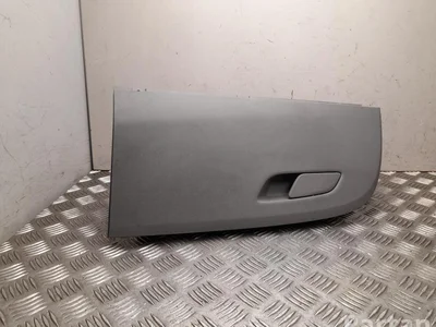 Maxus C00076766-D070, C00076766-A126 / C00076766D070, C00076766A126 Deliver 9 2024 Boîte à gants - Image 1