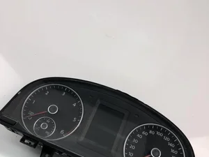 Volkswagen 1T0920875J TOURAN (1T3) 2013 Tableau de bord mph km/h