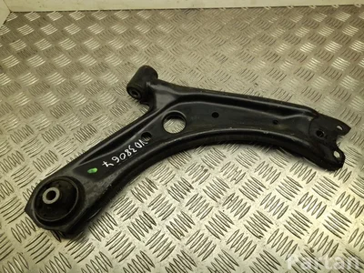 Lexus LBX 2025 Przód  Wahacz poprzeczny dół z przodu po prawej - Zdjęcie 1