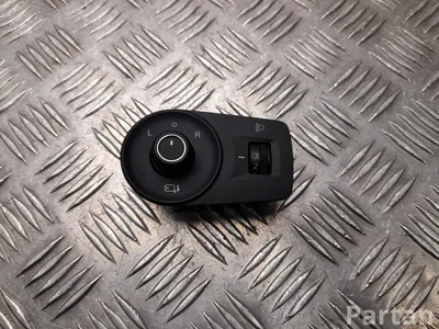 MG 11339911, 10003589 MG4 Trophy 2024 Przycisk regulacji lusterek - Zdjęcie 1