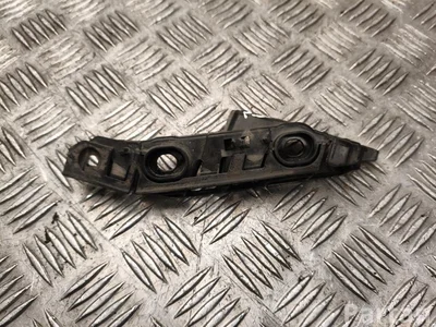 Volkswagen 3C0 807 184 B / 3C0807184B PASSAT Variant (3G5) 2022 Bracket for bumper Right Front - Image 1