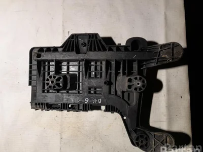 Volkswagen 1KO915333 PASSAT (3C2) 2007 Bac à batterie - Image 1