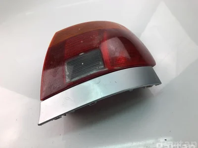 Audi A4 (8D2, B5) 2000 Feu arrière - Image 1