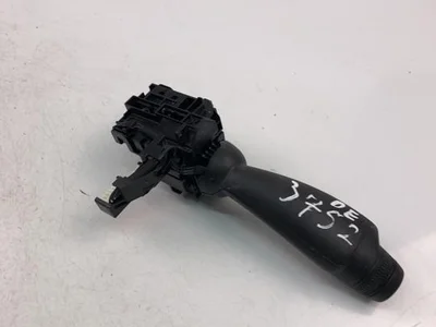 Volvo E112060 V40 Hatchback 2017 Brazo de columna de dirección, interruptor - Imagen 1