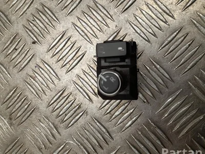 Toyota 183772 Camry XV70 2020 Botón para espejos eléctricos - Imagen 1