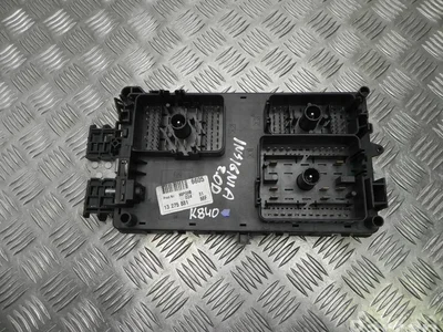 Vauxhall 13 275 881 / 13275881 INSIGNIA Mk I (A) 2009 Boîte à fusibles - Image 1