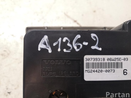 VOLVO 30739318 XC90 I 2007 Light switch