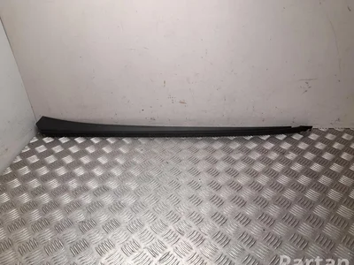 Mercedes-Benz A 295 690 00 00 / A2956900000 EQE V295 2022 Un autre détail de finition - Image 1