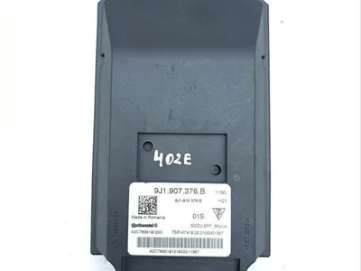 Porsche 9J1907376B Taycan 2021 Steuergerät Luftfederung - Bild 1