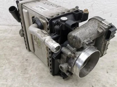 Mercedes-Benz A1770902501, A1770105004, A2761410125 C-CLASS (W205) 2018 Refroidisseur d'air comprimé intermédiaire - Image 1