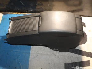 Volvo 30791394 XC60 2010 Accoudoir