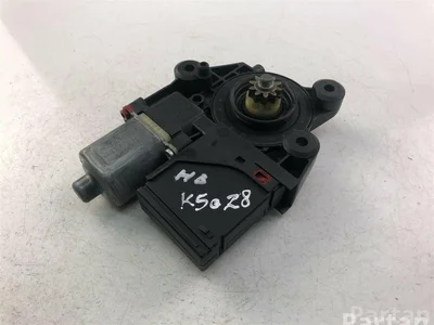 Renault 827303178R SCÉNIC III (JZ0/1_) 2011 Moteur de lève-vitre - Image 1