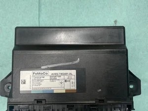 Ford AV6N19G481AL, 5WK49778M C-MAX II (DXA/CB7, DXA/CEU) 2014 Unité de commande centrale pour système de confort