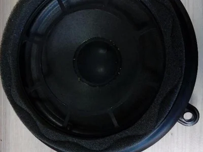 Mercedes-Benz A 203 820 11 02 / A2038201102 C-CLASS (W203) 2007 Haut-parleur - Image 1