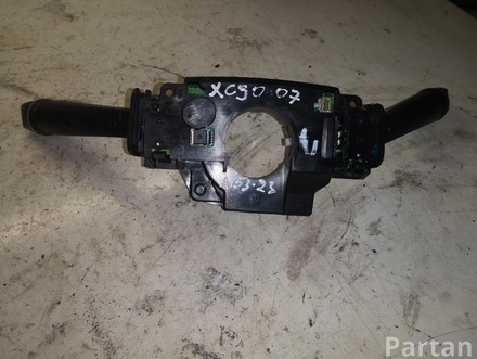 VOLVO 30710680 XC90 I 2007 Steering column multi-switch