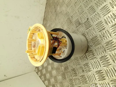 Volkswagen 5R3 919 050 / 5R3919050 Caddy V 2020 Unité d'alimentation en carburant - Image 1