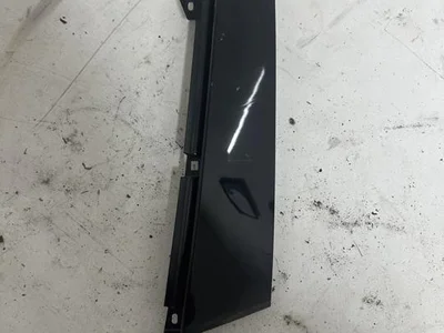 Volvo 31378623 V90 II 2018 Cover, window frame Left - Image 1