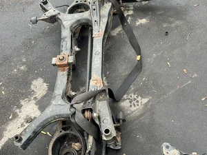 Toyota 51206F4013 C-HR (_X1_) 2020 poutre d'essieu arrière