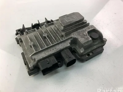 Citroën 9819596180 C3 III (SX) 2016 Unité de contrôle pour l'accès et l'autorisation de démarrage (kessy) - Image 1