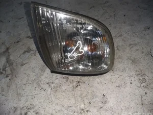 Hyundai 92302-4a5 / 923024a5 H-1 / STAREX 2005 Clignotant