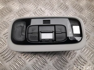 Toyota 81260-K0060 / 81260K0060 Yaris Cross XP210 2022 Lumière intérieure