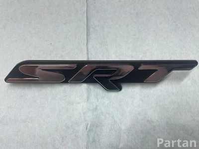 Dodge 68239550AD, 05030355AB CHALLENGER Coupe 2019 Insigne/emblème - Image 1