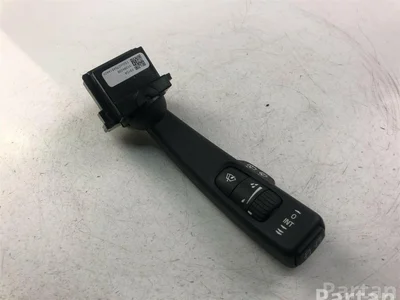 Volvo  31394008 / 31394008 V40 Hatchback 2017 Steering column multi-switch - Image 1