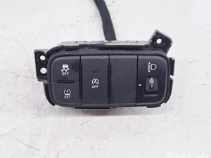 Hyundai 93700Q0710 i20 III (BC3, BI3) 2024 Commutateur multiple