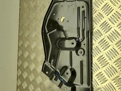 Maserati 67213 GHIBLI (M157) 2020 Support pour la garniture - Image 1